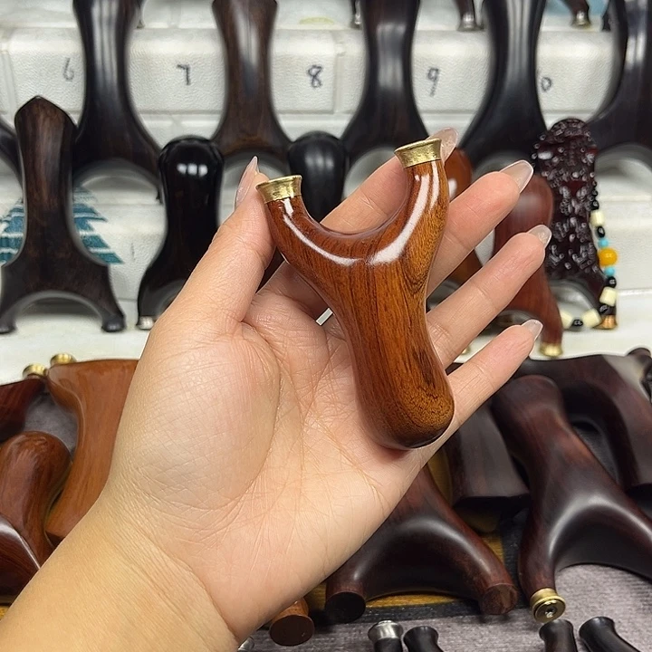 木沙铁快压小胖。。