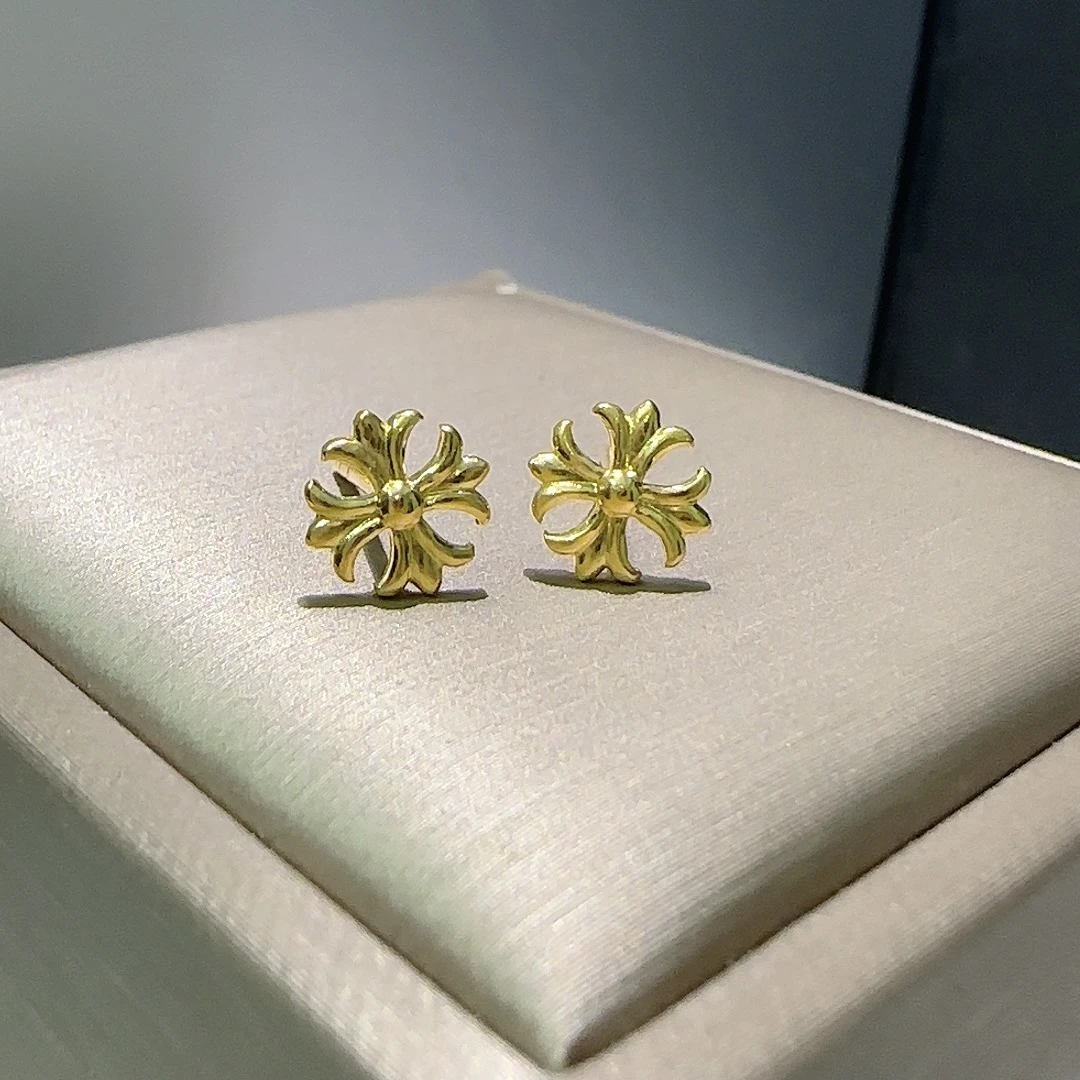 5G足金999耳钉 克罗星