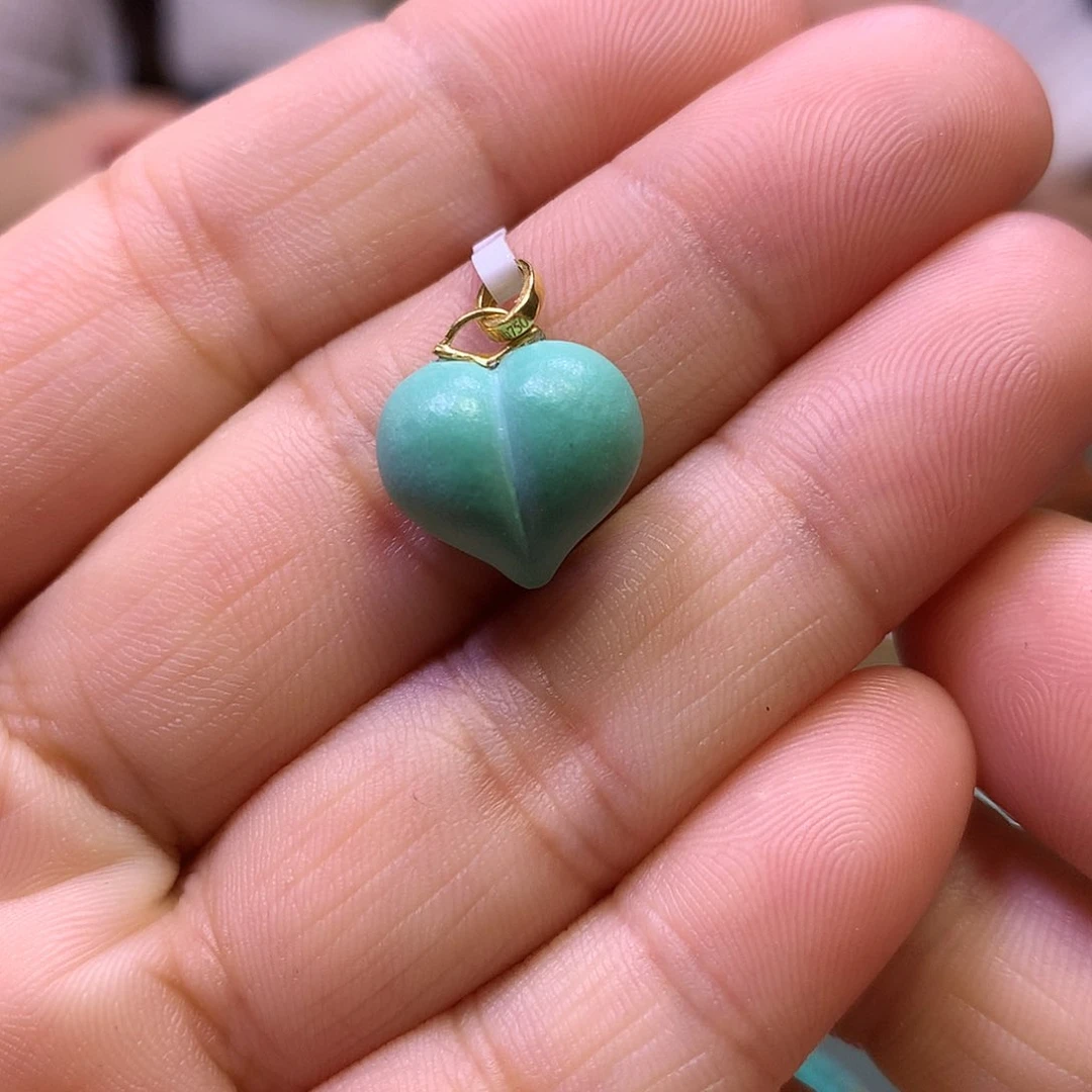 绿松石18K金镶嵌挂件