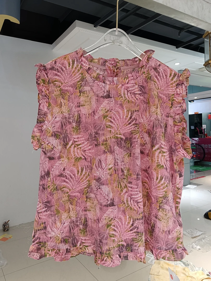 25149拼接木耳边花色无袖打底