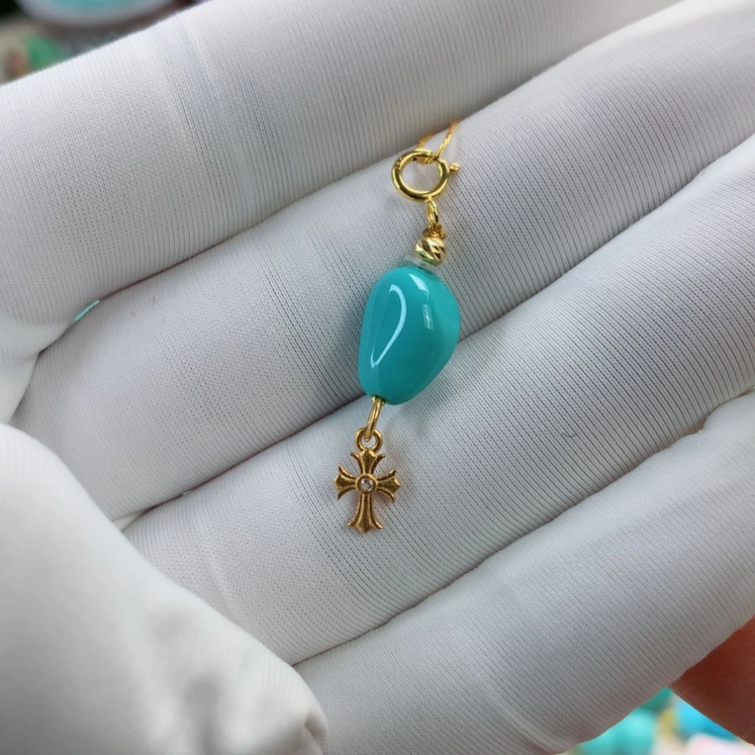 绿松石挂件18K金镶嵌