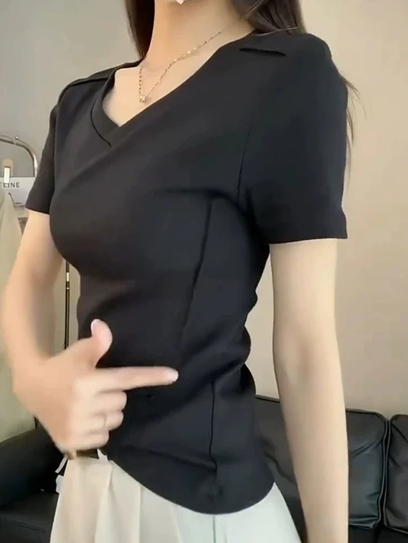 正肩显瘦V领夏季经典百搭短袖t恤时尚白色小众欧若风设计感上衣潮