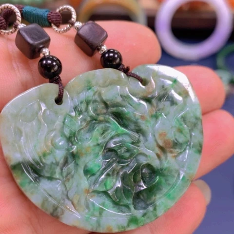 【闪购商品】翡翠颈饰未镶嵌翡翠