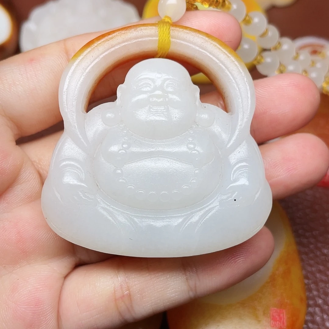 和田玉颈饰未镶嵌陈*