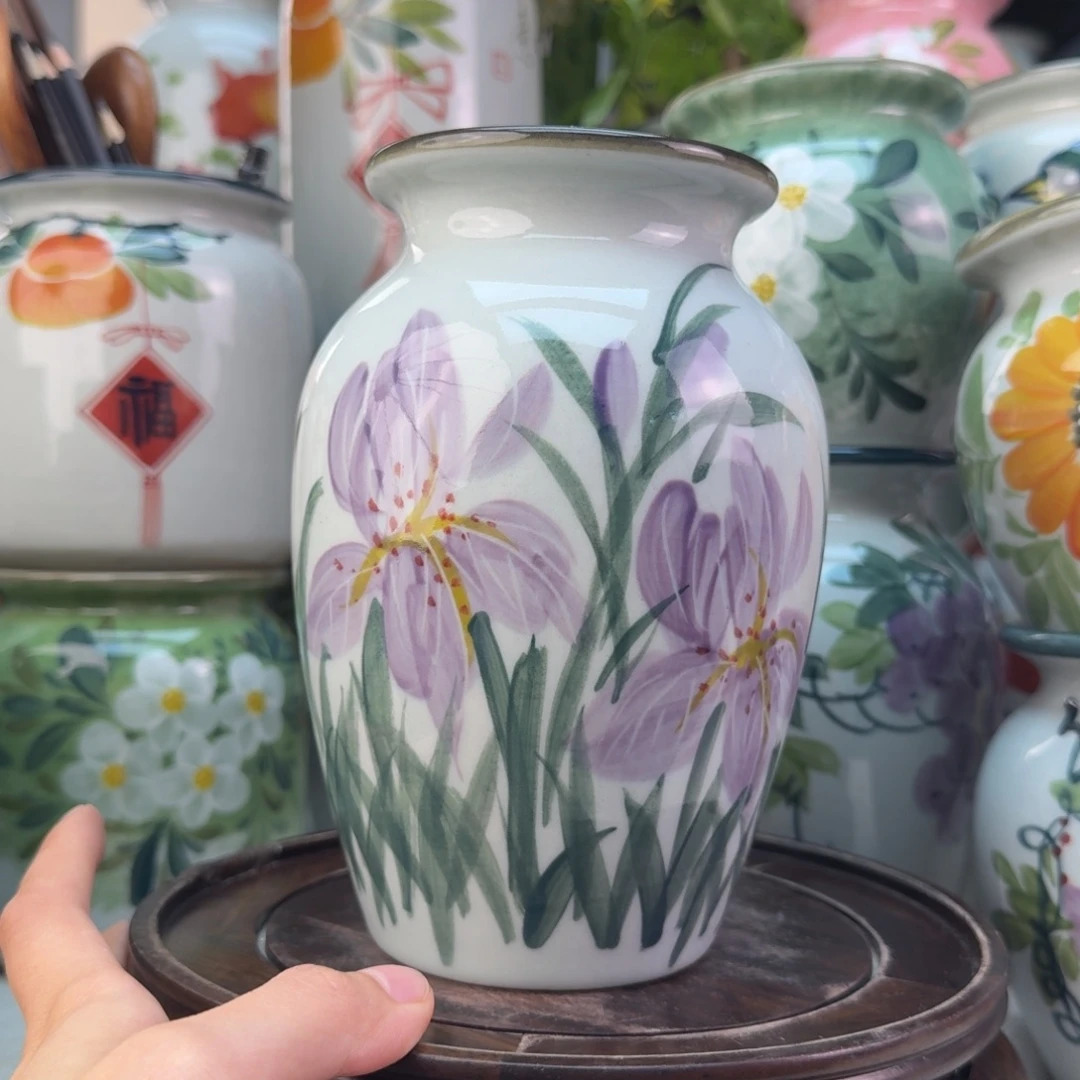 景德镇纯手绘陶瓷花瓶