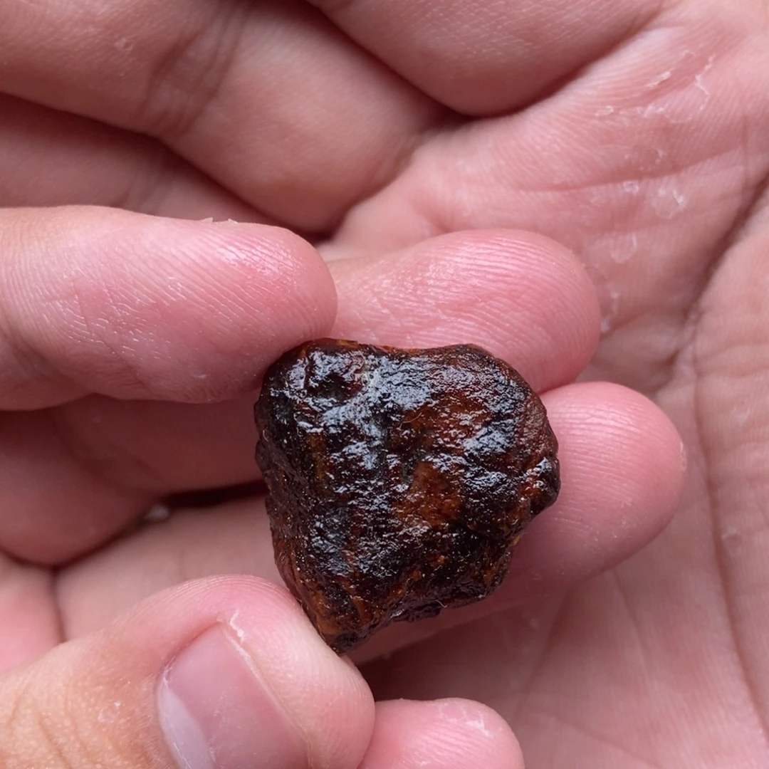 定制琥珀未镶嵌定制