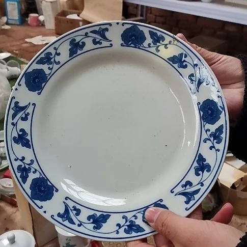 摆件，烧制问题属于正常的9号有划痕，不介意再拍，直径23