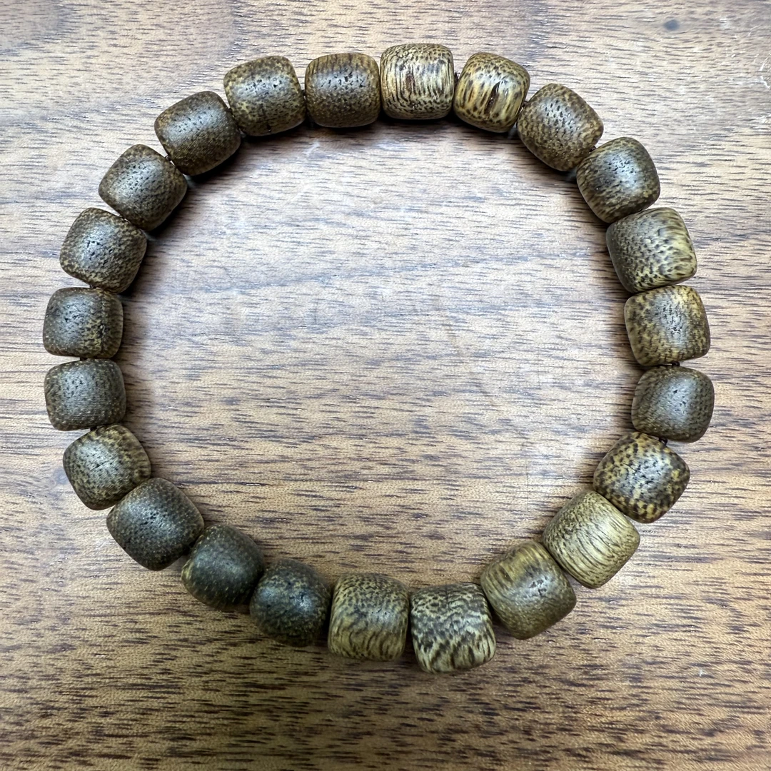 A125沉香木串单圈手串（多样性发其一）8mm