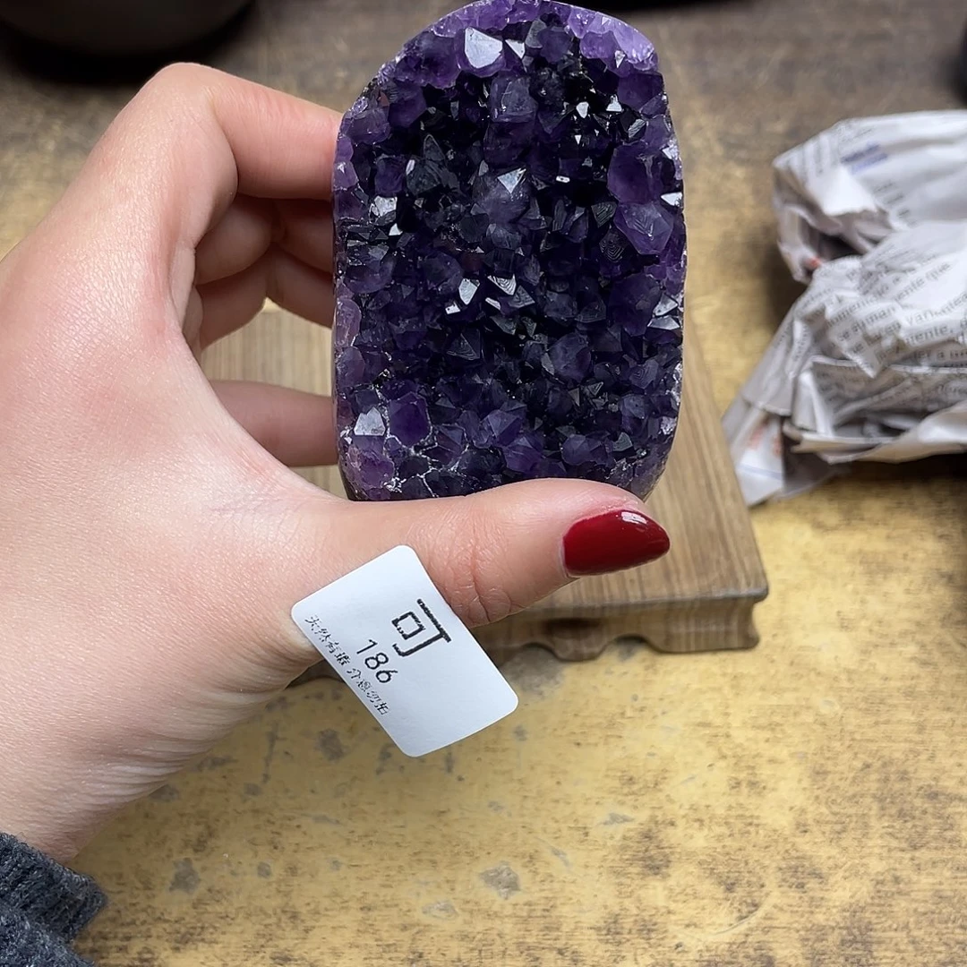 未镶嵌紫晶大型摆件（非配饰）