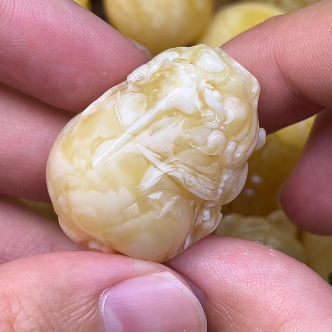 裸石蜜蜡未镶嵌蜜蜡