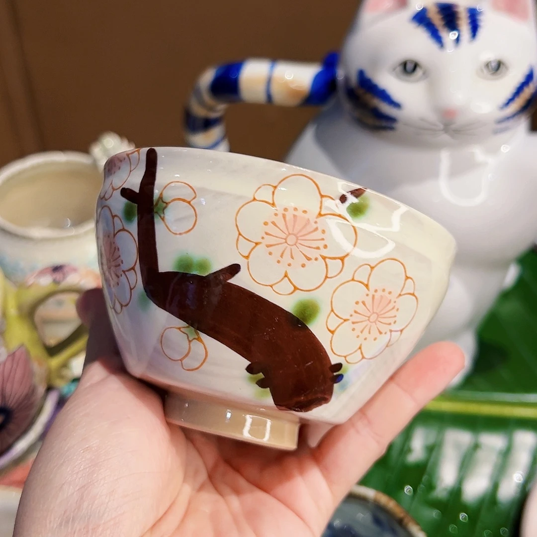 咖啡杯和茶杯也好好吃喔