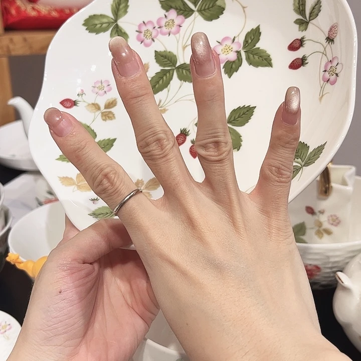 瓷片8寸花边盘4个瓷片