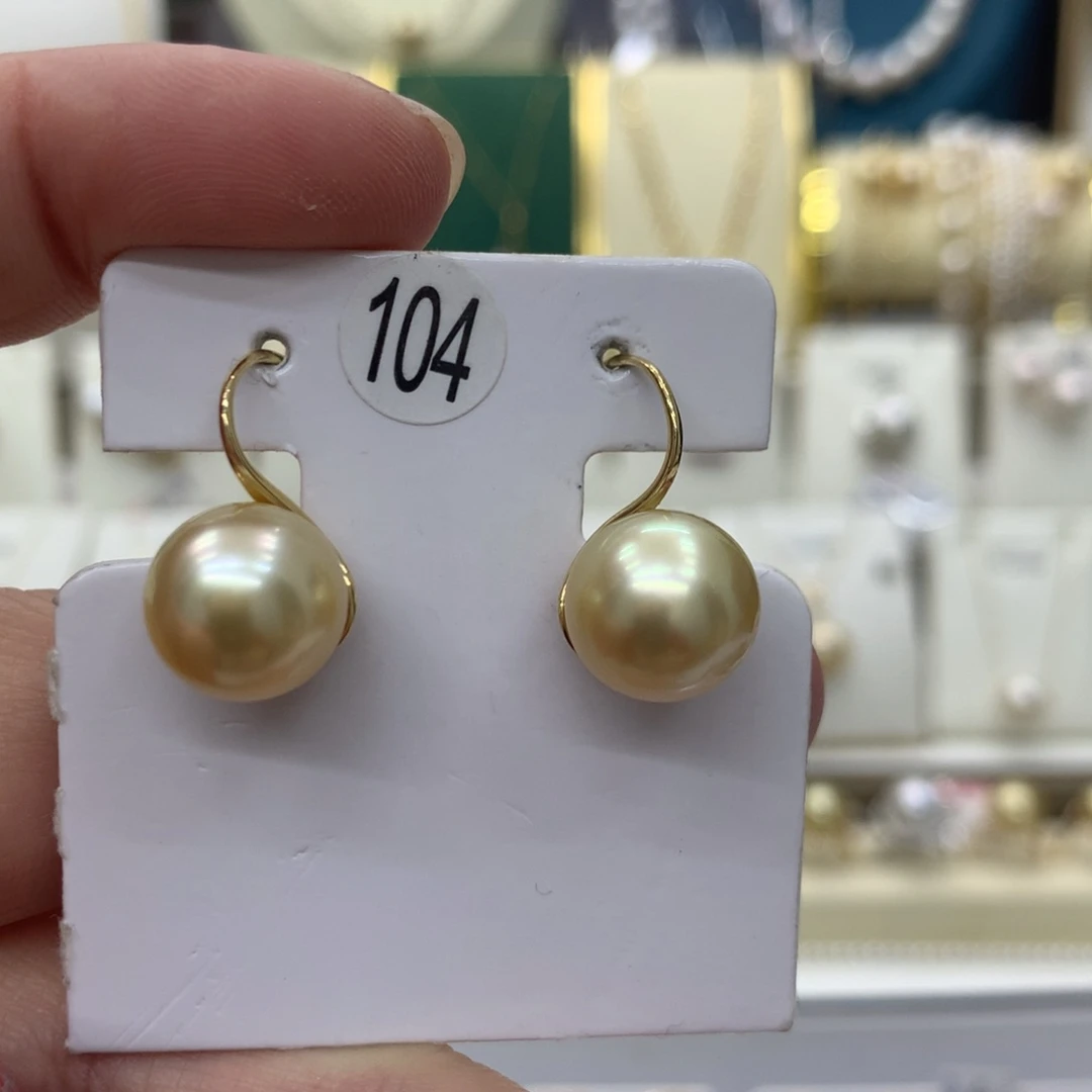 海水珍珠耳饰18K金镶嵌