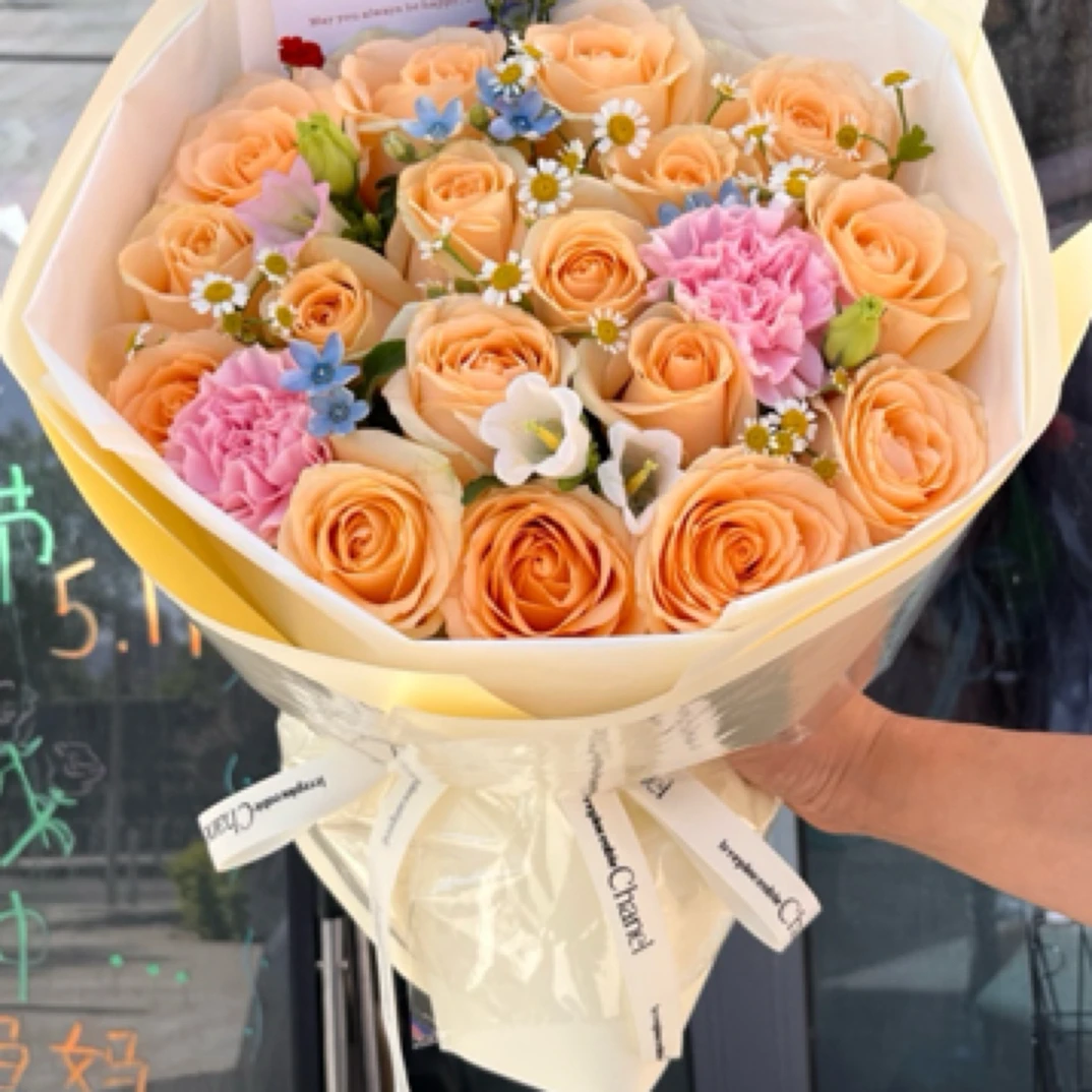 幸福女神19支香槟玫瑰