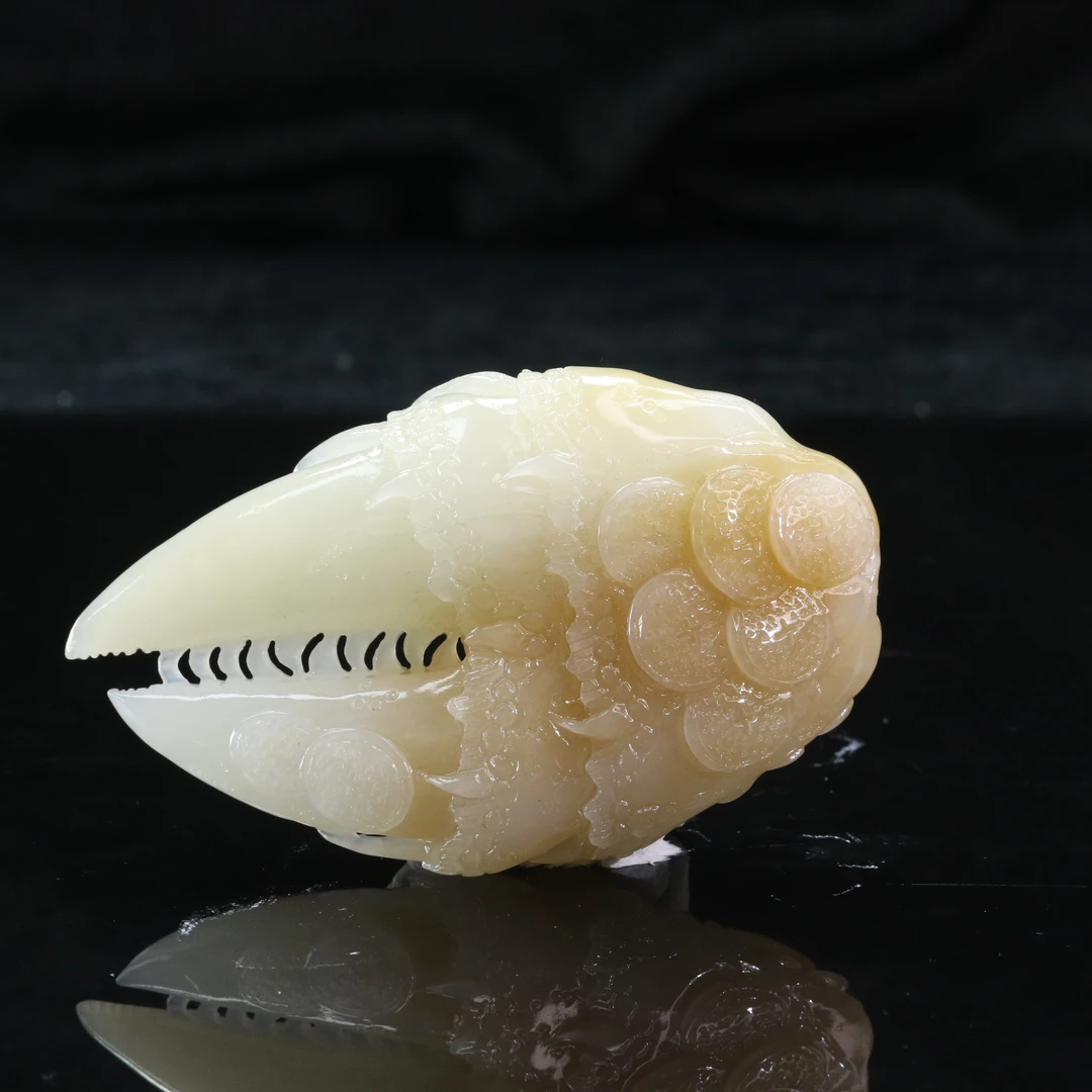 23和田玉且末糖白蟹钳/000186上海嘉禾拍卖