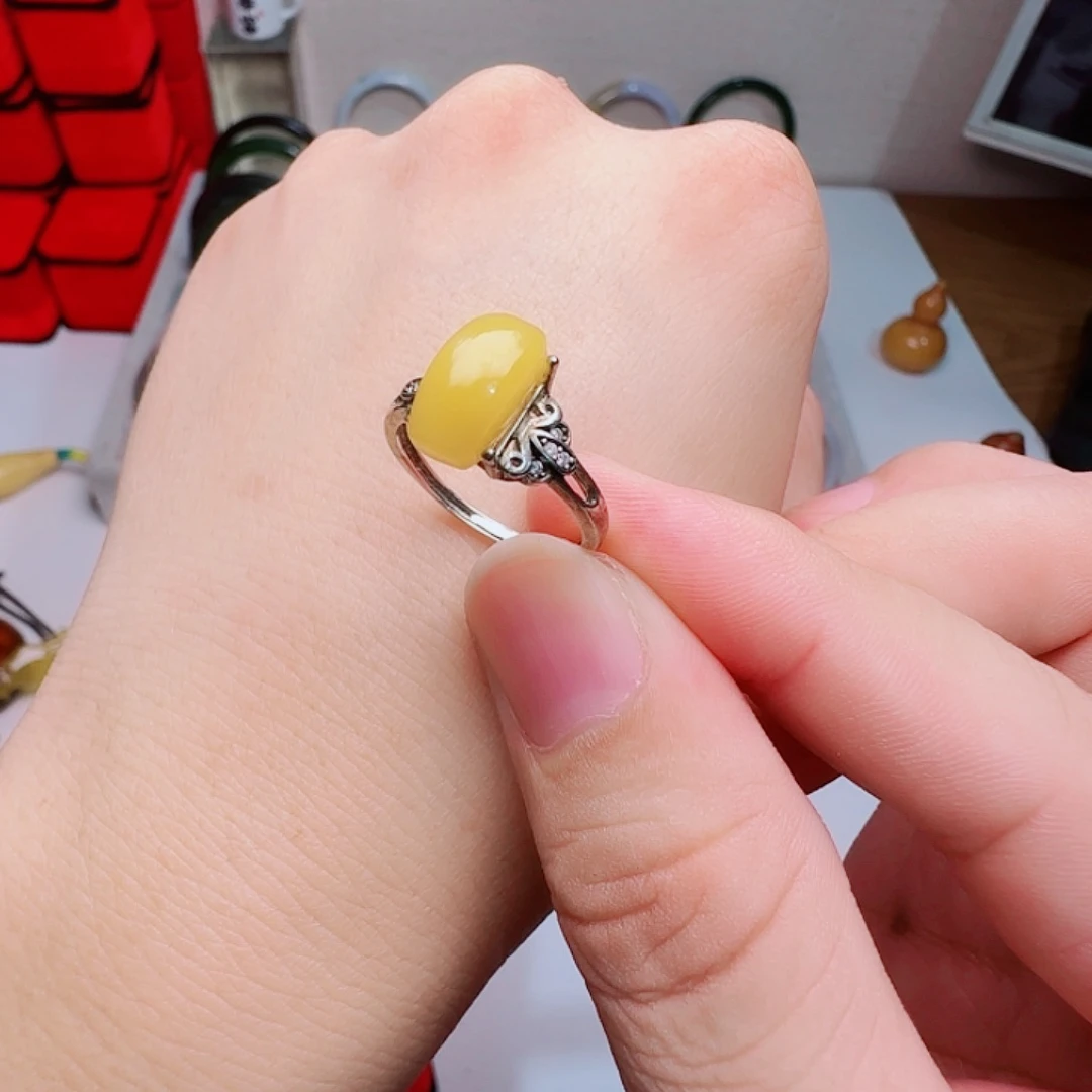 银S925镀金镶嵌蜜蜡戒指