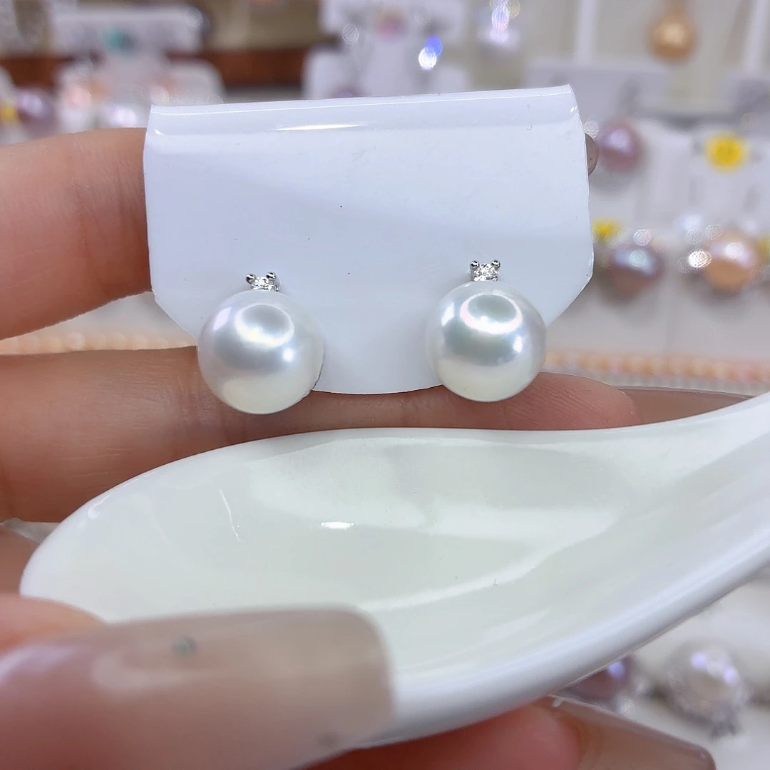 淡水珍珠耳饰未镶嵌