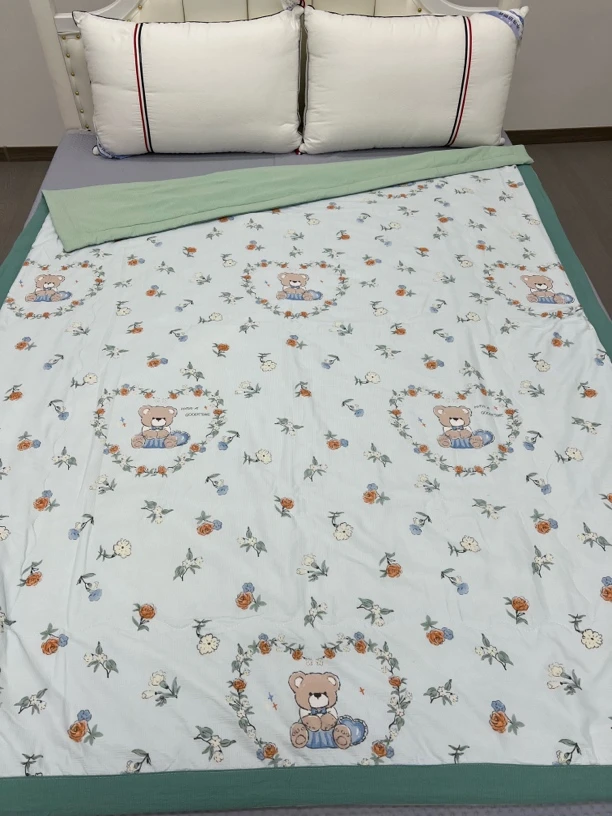 单人夏凉被（花海熊）尺寸1.5X2米舒适柔软透气吸汗