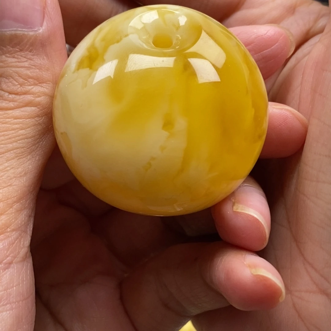 是***吖琥珀未镶嵌裸石蜜蜡