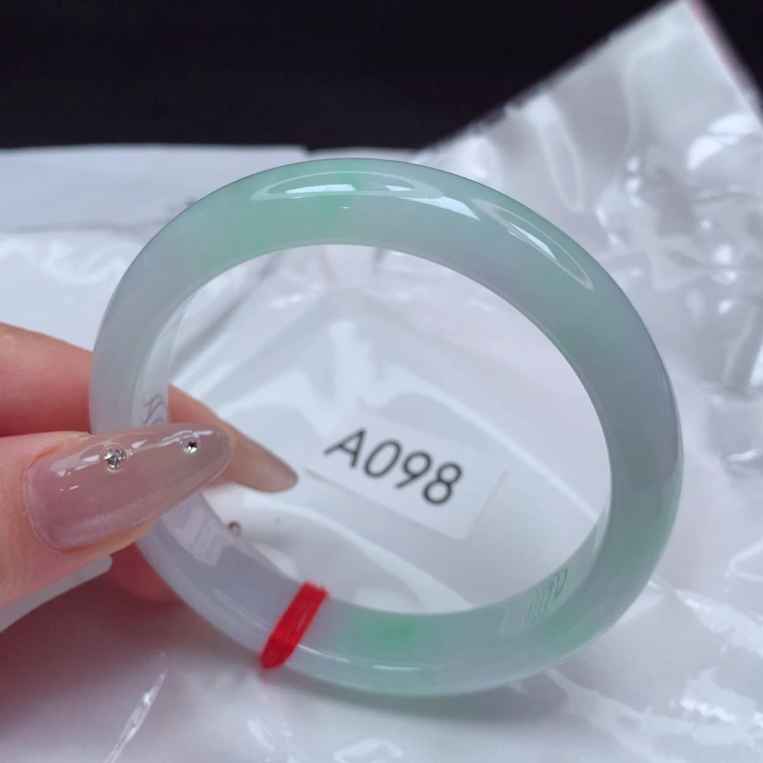 翡翠手镯未镶嵌手镯56