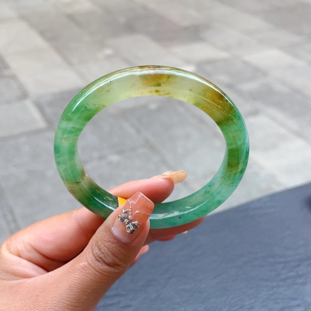 石英质玉手镯未镶嵌14