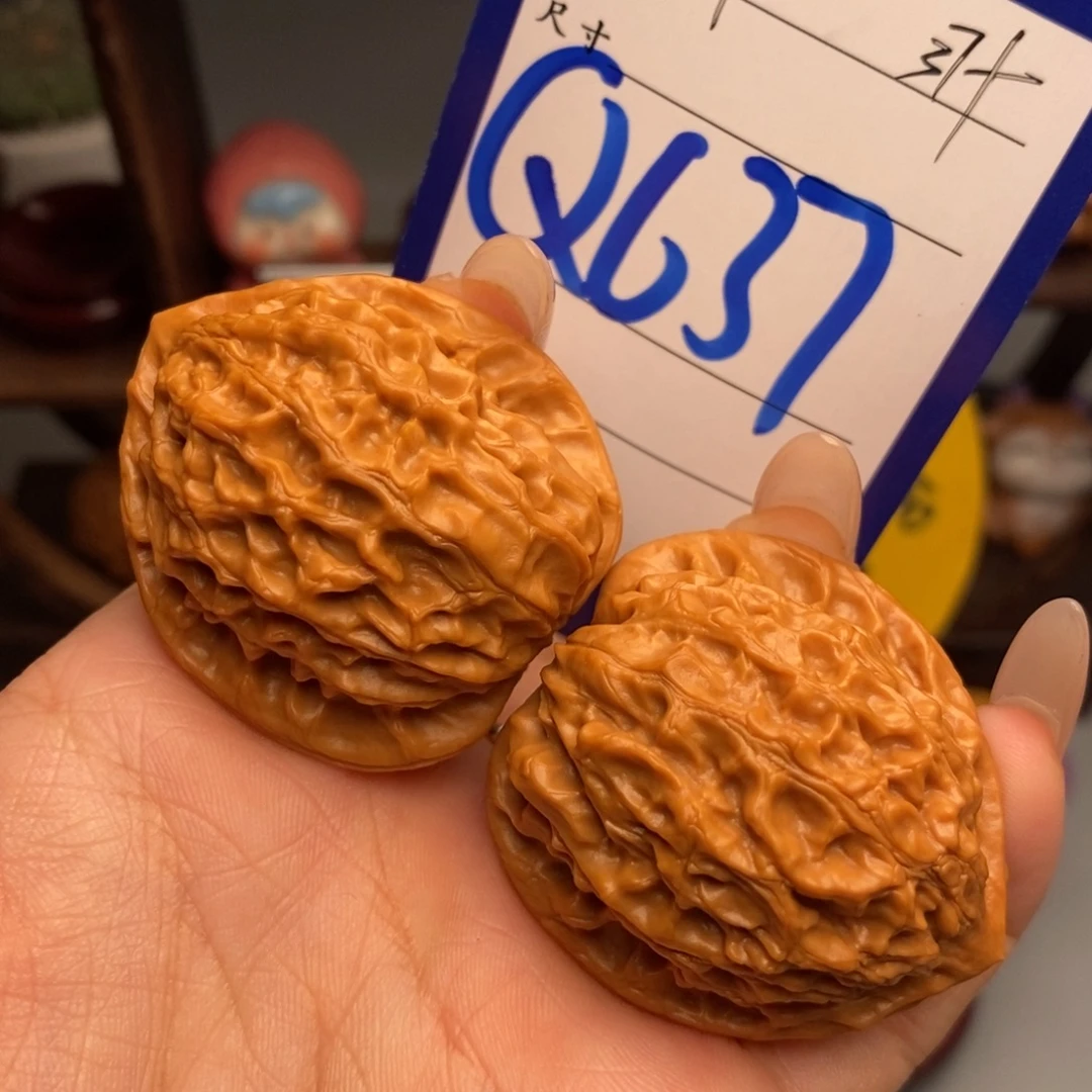 吊坠文玩核桃金牛37