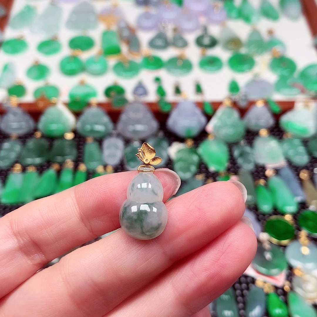 翡翠未镶嵌颈饰天然翡翠A货