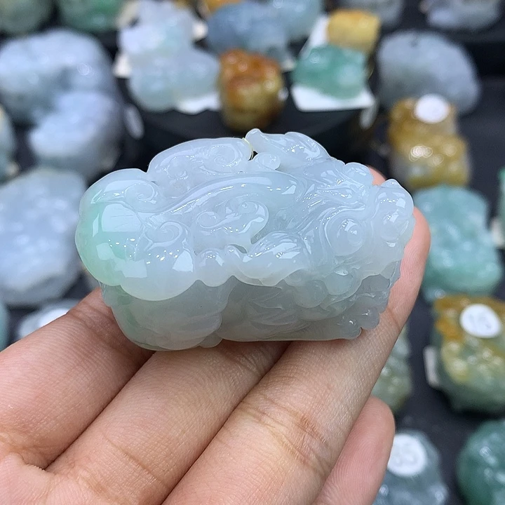 翡翠未镶嵌颈饰天然缅甸翡翠