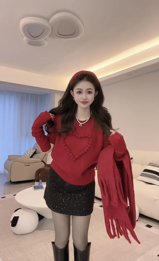 668-新年款爱心装饰分袖款亮丝毛衣