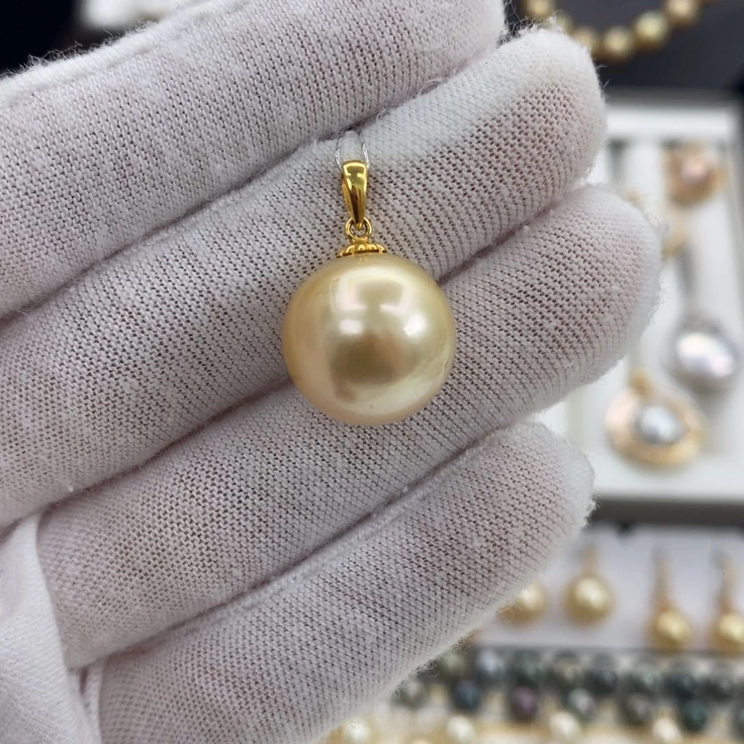 18K金镶嵌海水珍珠吊坠(不含链)14-15mm