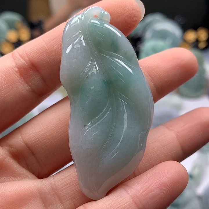 翡翠未镶嵌颈饰金枝玉叶大业有成福利