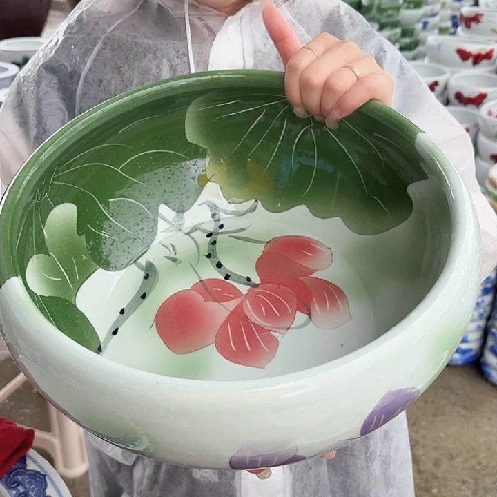 瓷片直径32厘米高15……