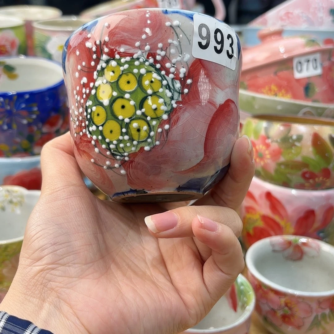 瓷片兔兔盖茨。兔兔