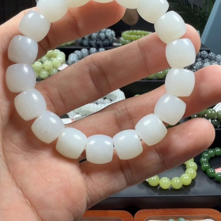 和田玉（糖玉）未镶嵌手链