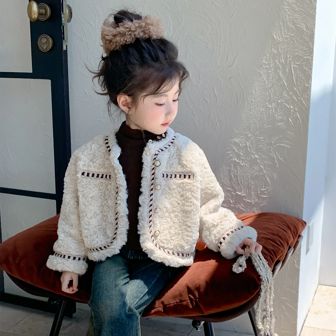 女童外套春秋款2025新款洋气女宝宝冬季羊羔绒上衣儿童秋装毛毛衣