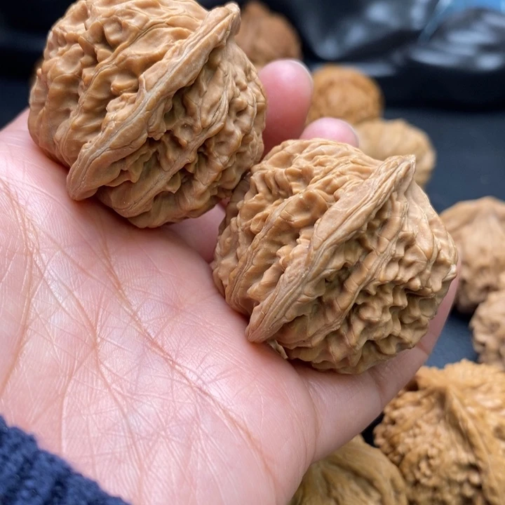 文玩核桃吊坠捷****队汉高楼39尺