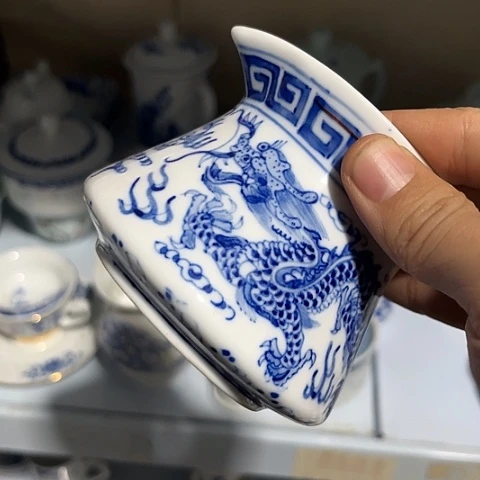 陶瓷手绘公道一个陶瓷