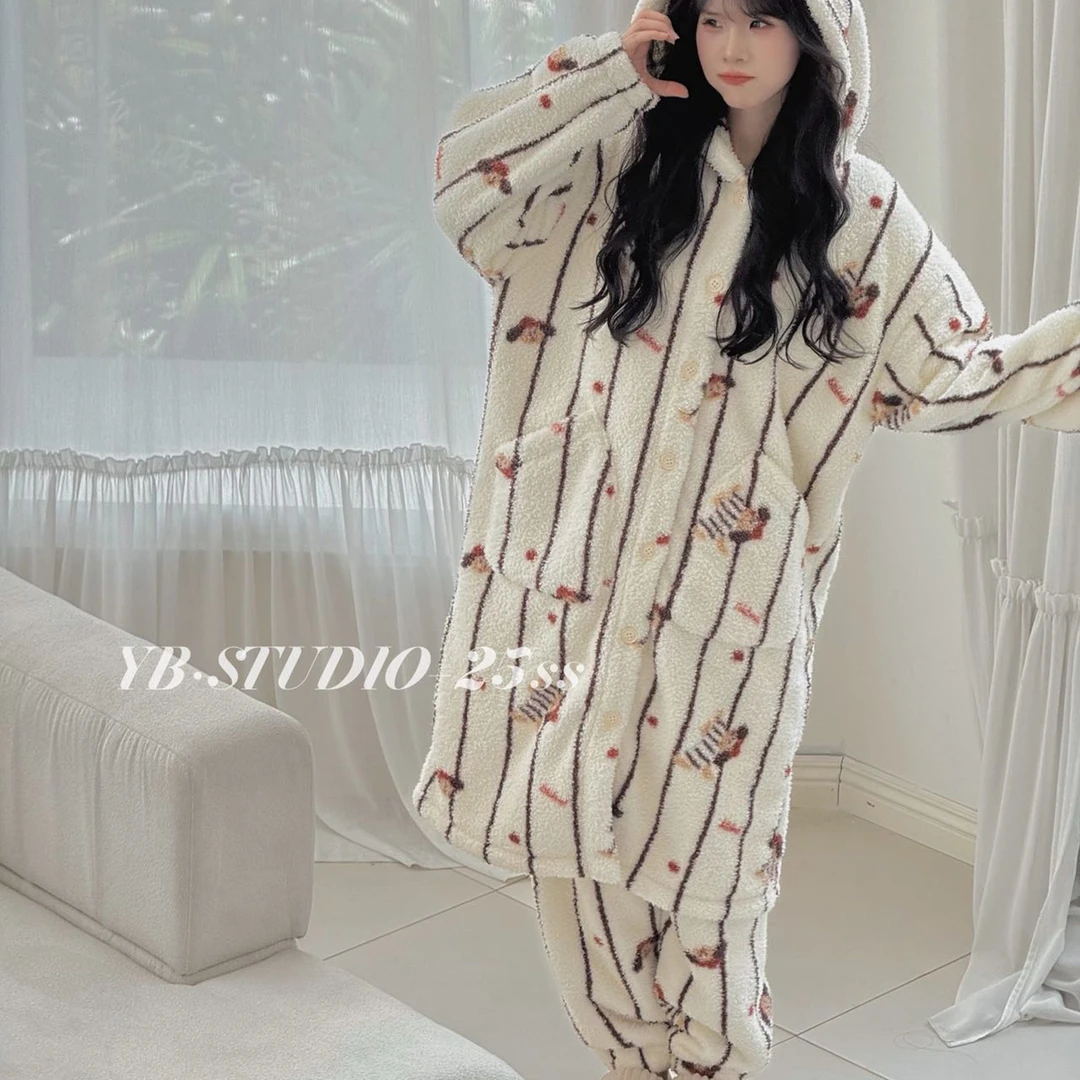 2025新款珊瑚绒袍子+裤子套装