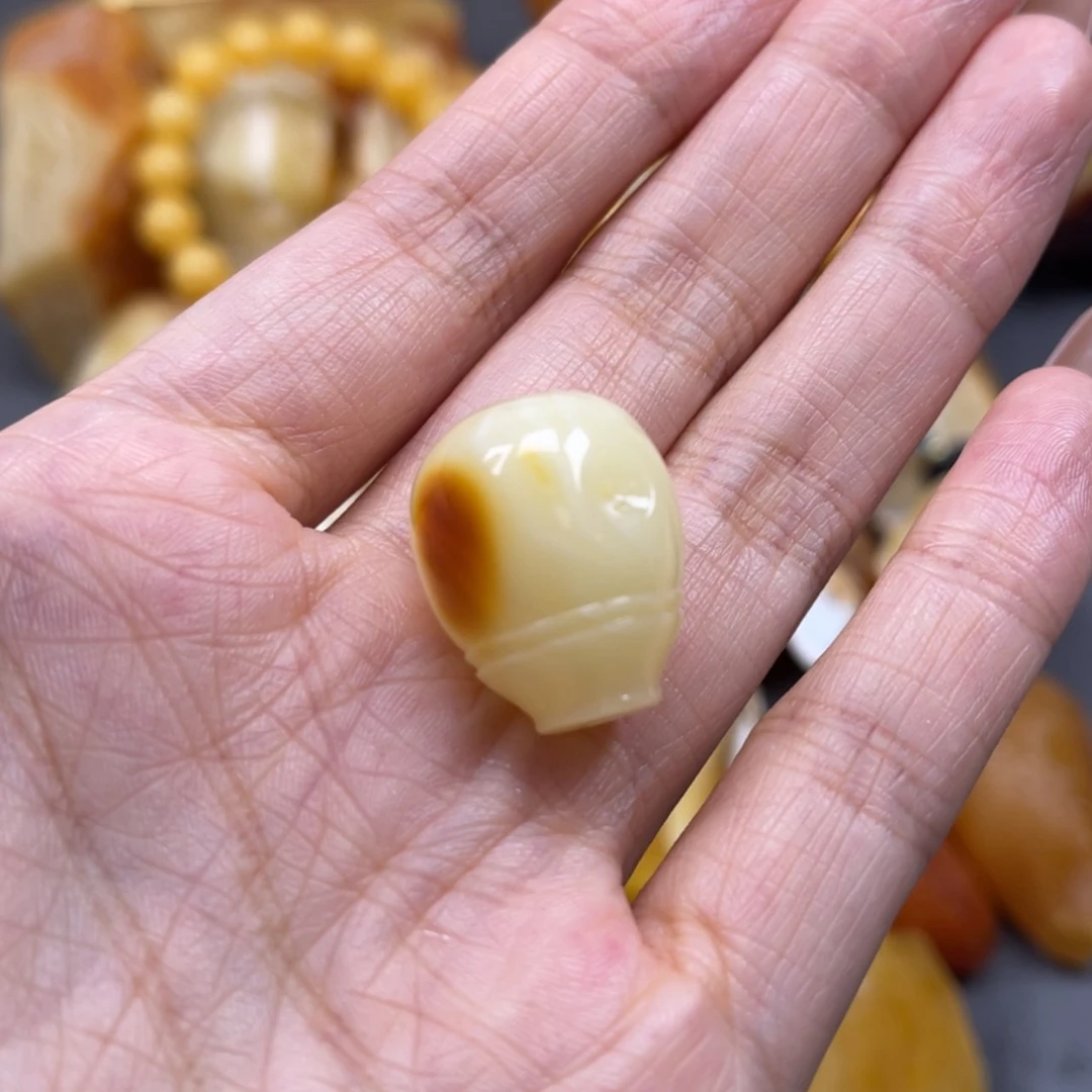 【闪购商品】未镶嵌定制琥珀天然琥珀蜜蜡原石定制