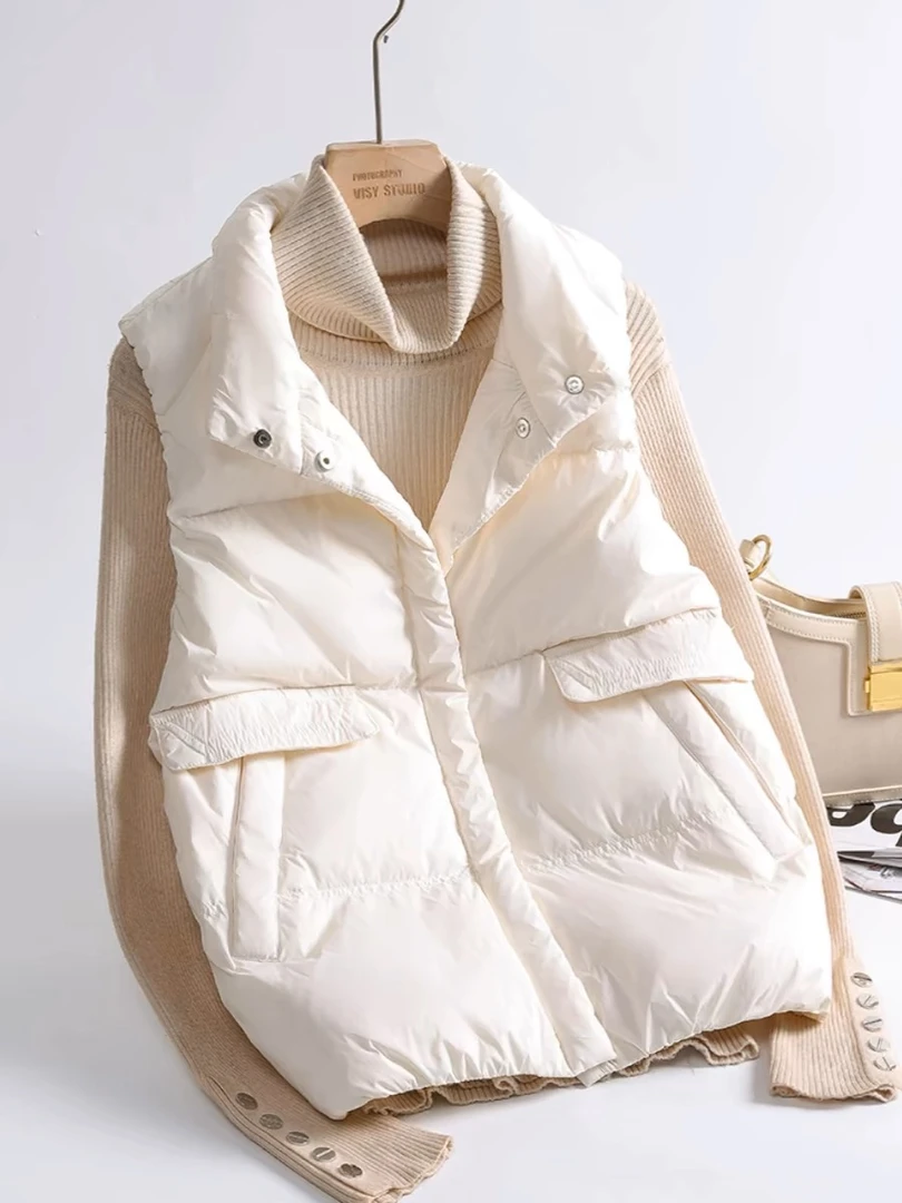 静姐【酷飒冬日】~冬季新款设计感亮面百搭羽绒马甲251208