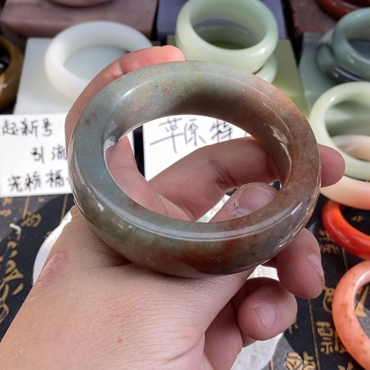 石英质玉未镶嵌手镯