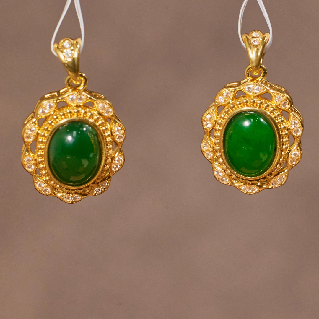 【歪歪】蛋面*翡翠吊坠*18K金镶嵌（多样性发其一）P4096