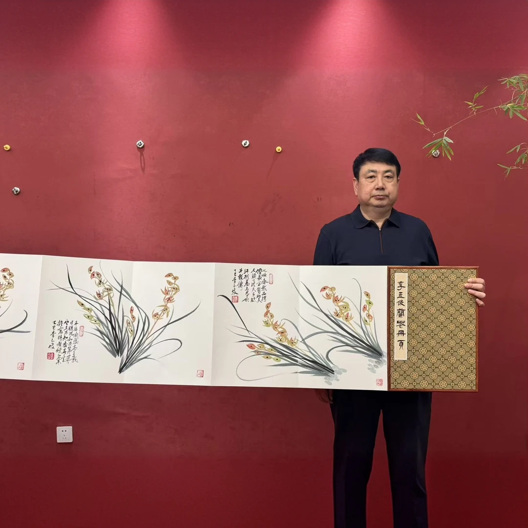兰花精品册页 李玉俊老师 三剑客册页作品字画国画书画