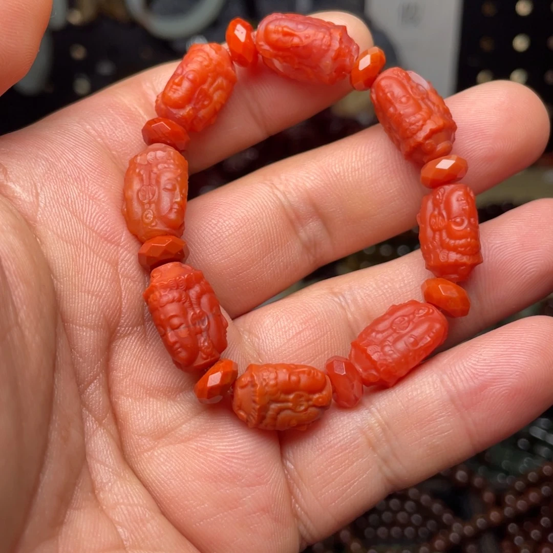 艮***门颈饰未镶嵌南红玛瑙