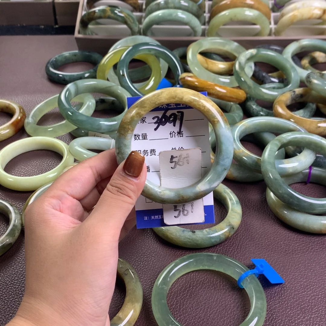 未镶嵌蛇纹石玉手镯3697