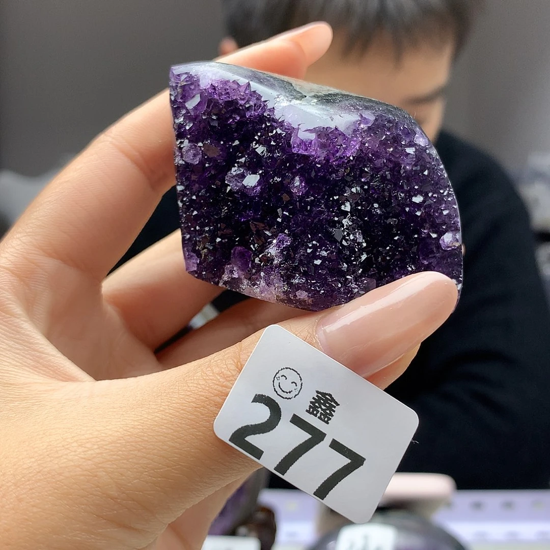 未镶嵌大型摆件（非配饰）水晶
