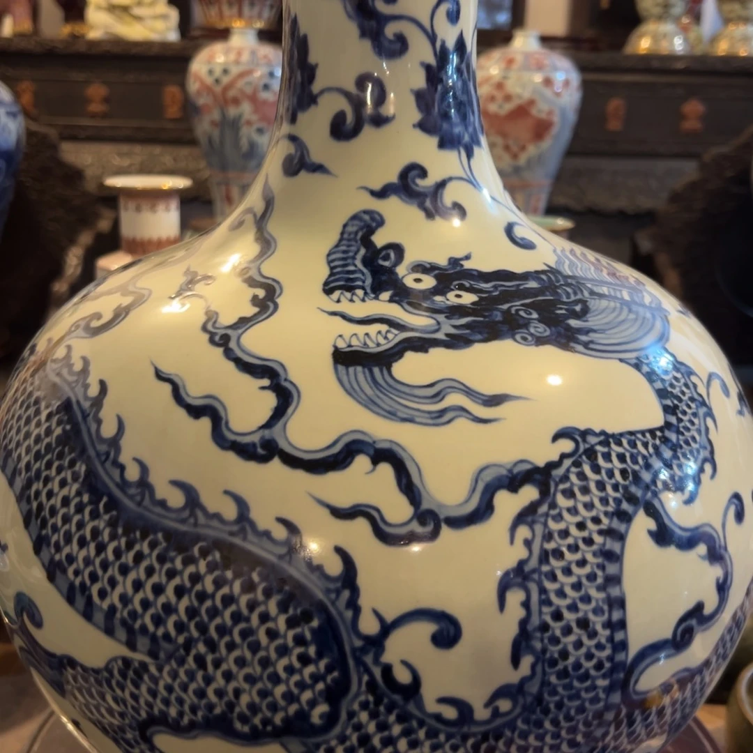 迪***了精品青花瓷器收藏店铺名精品青花瓷器收藏店铺名单