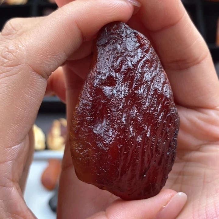 定制琥珀谁****彩蜜蜡裸石