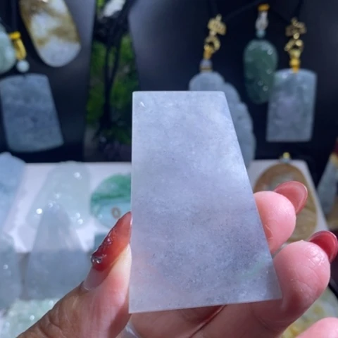 【闪购商品】颈饰未镶嵌翡翠无事