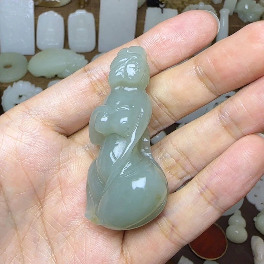 和田玉未镶嵌挂件